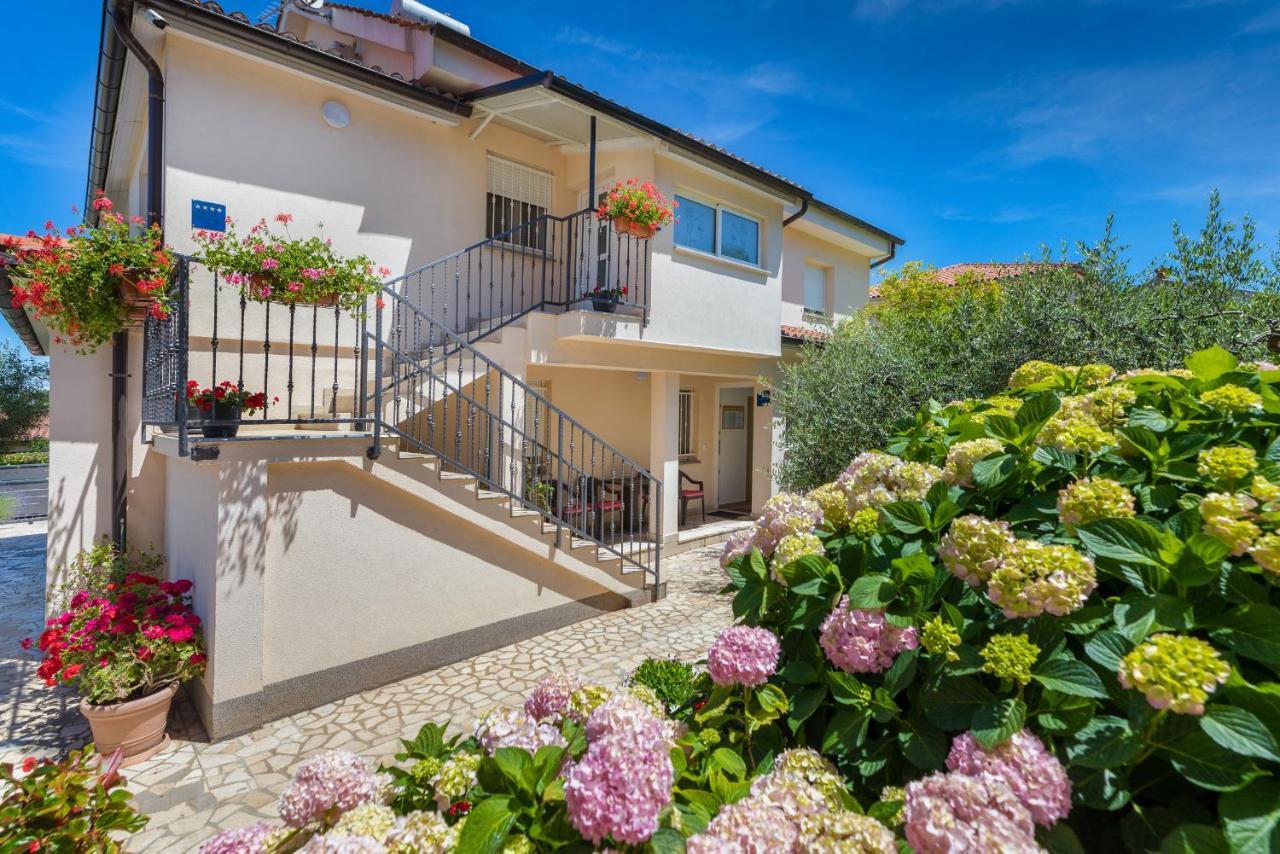 Apartments Hortensia プーラ エクステリア 写真